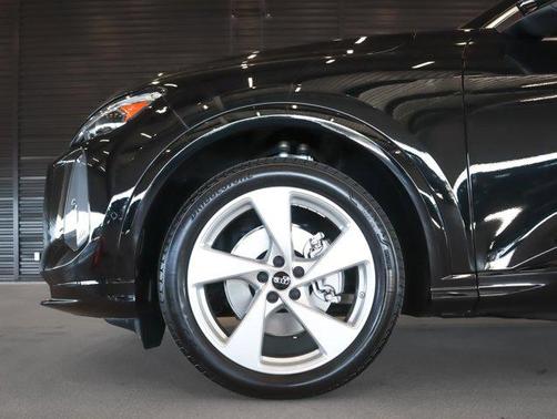 2025 Audi Q5 Prestige TFSI quattro S tronic