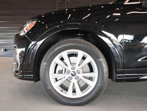 2022 Audi Q3 45 S line Premium Plus