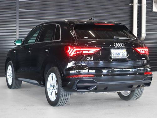 2022 Audi Q3 45 S line Premium Plus