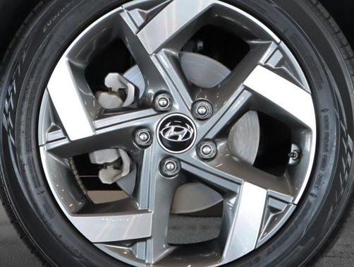 2022 Hyundai VENUE SEL