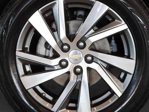 2022 Chevrolet Equinox Premier w/1LZ