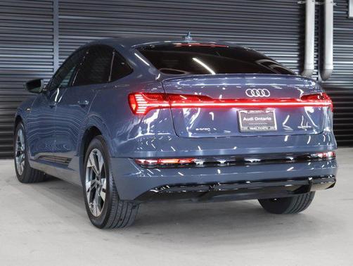 2022 Audi e-tron Sportback S line Premium
