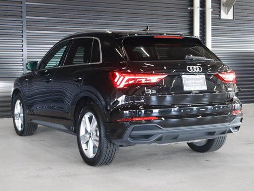 2023 Audi Q3 45 S line Premium Plus