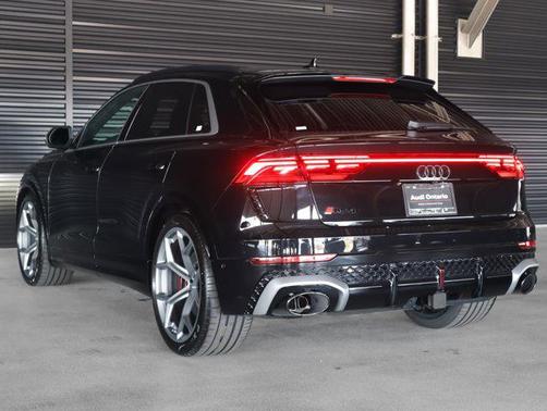 2025 Audi RS Q8 4.0T