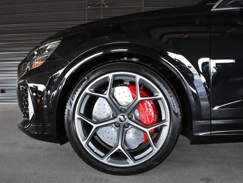 2025 Audi RS Q8 4.0T