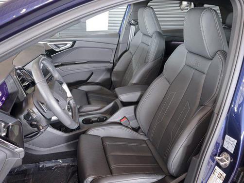 2025 Audi Q4 e-tron Prestige 55 quattro