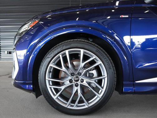 2025 Audi Q4 e-tron Prestige 55 quattro