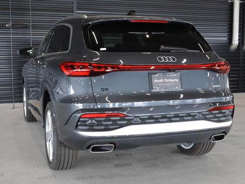 2025 Audi Q5 Premium Plus