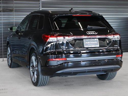 2024 Audi Q4 e-tron Premium Plus 55 quattro