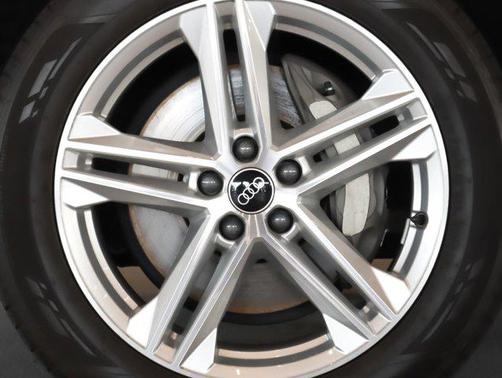 2024 Audi Q5 e 55 S line Premium Plus