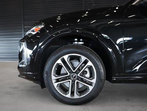2025 Audi Q5 Premium TFSI quattro S tronic