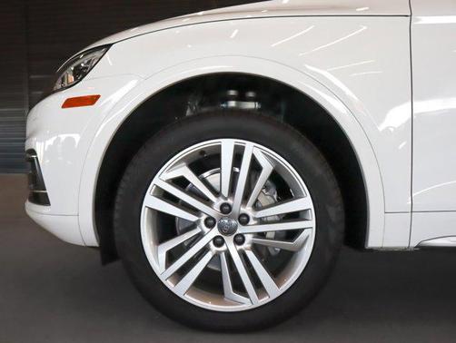2019 Audi Q5 2.0T Premium Plus