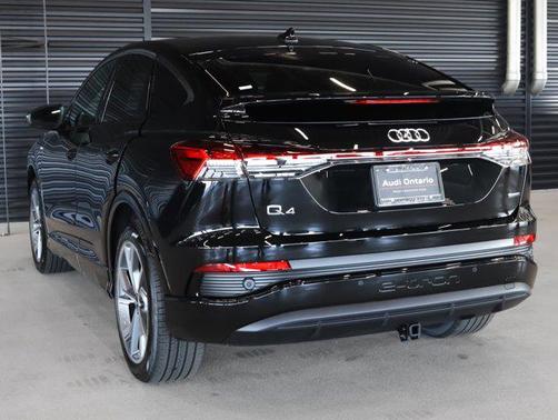 2025 Audi Q4 e-tron Sportback Premium 55 quattro