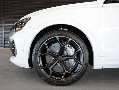 2026 Audi RS Q8 4.0T