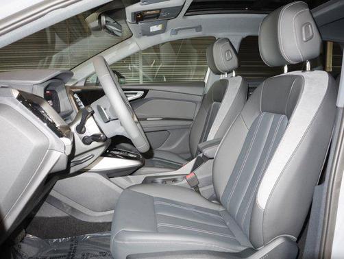 2025 Audi Q4 e-tron Premium 45 RWD