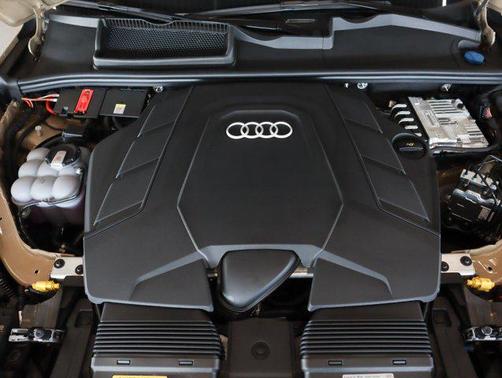 2025 Audi Q7 55 Prestige