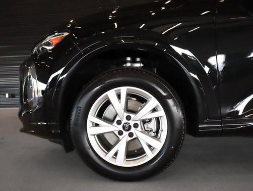 2025 Audi Q5 Premium
