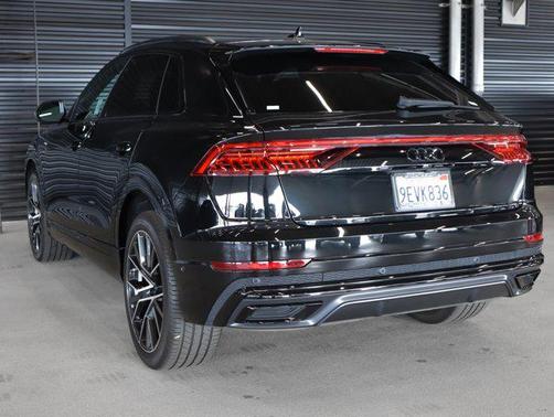2023 Audi Q8 55 Premium Plus