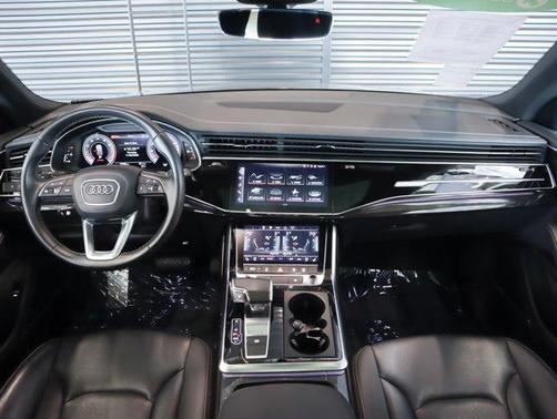 2023 Audi Q8 55 Premium Plus