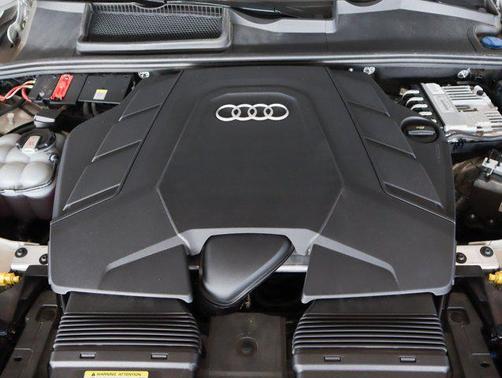 2021 Audi Q7 55 Prestige