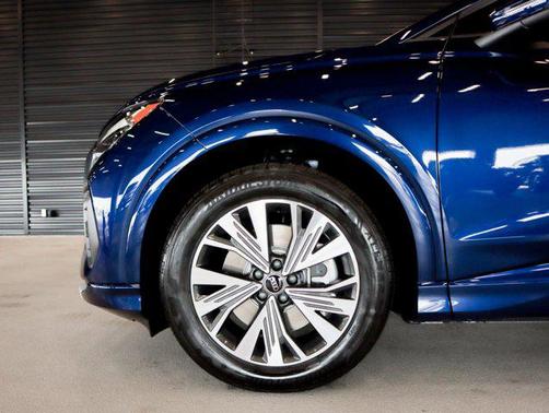 2025 Audi Q4 e-tron Premium 45 RWD