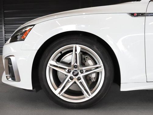2022 Audi A5 45 S line Premium
