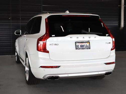 2019 Volvo XC90 T6 Inscription