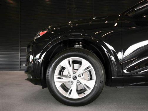 2025 Audi Q6 e-tron Premium