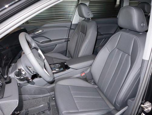 2025 Audi Q6 e-tron Premium
