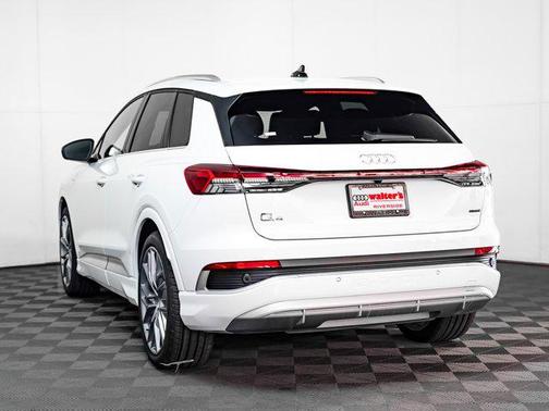 2025 Audi Q4 e-tron Premium Plus 55 quattro