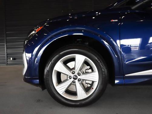 2024 Audi Q4 e-tron Premium Plus 50 quattro