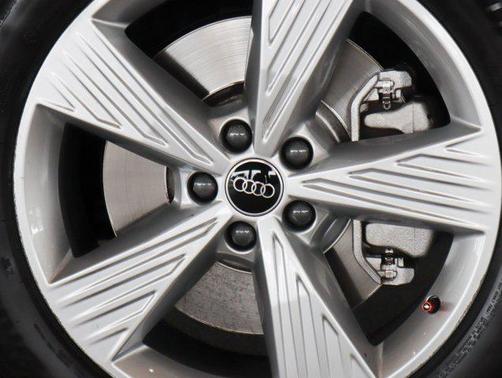2024 Audi Q4 e-tron Premium Plus 50 quattro