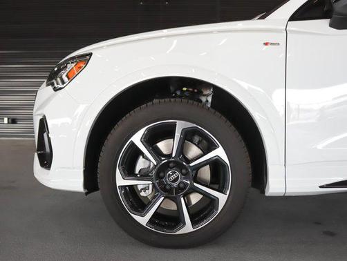 2025 Audi Q3 45 S line Premium Plus