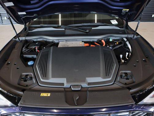2021 Audi e-tron Premium
