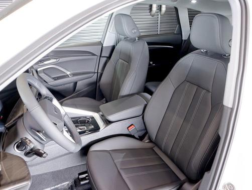 Glacier White Metallic 2026 Audi Q5 Premium TFSI quattro S tronic