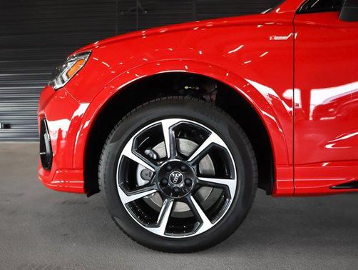 2025 Audi Q3 45 S line Premium Plus
