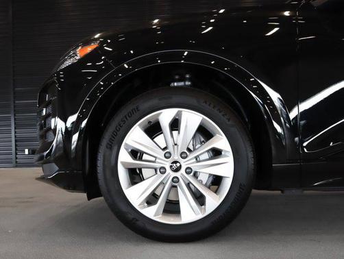2025 Audi Q6 e-tron Premium Plus