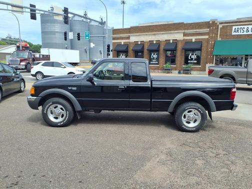 Black Clearcoat 2001 Ford Ranger XLT SuperCab