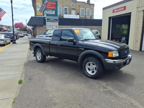 Black Clearcoat 2001 Ford Ranger XLT SuperCab