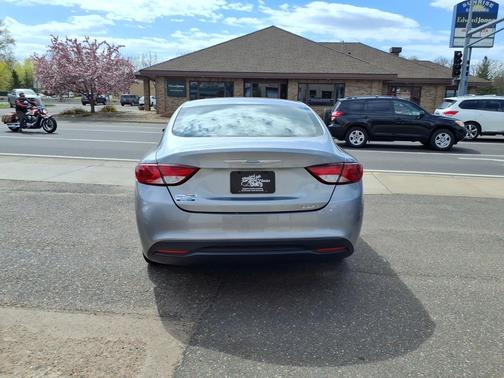Billet Silver Metallic Clearcoat 2015 Chrysler 200 LX