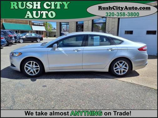 2013 Ford Fusion SE