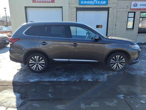 2019 Mitsubishi Outlander GT