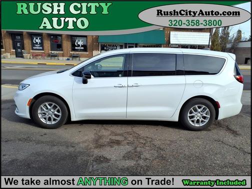 2025 Chrysler Pacifica L