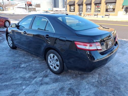 2010 Toyota Camry LE