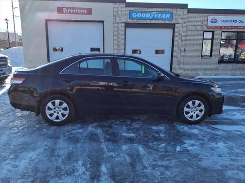 2010 Toyota Camry LE