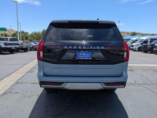 Glacier Gray Metallic 2025 Ford Expedition Platinum