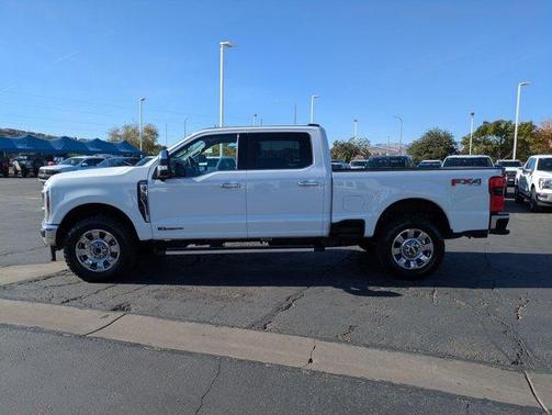 2025 Ford F-350 Lariat Super Duty