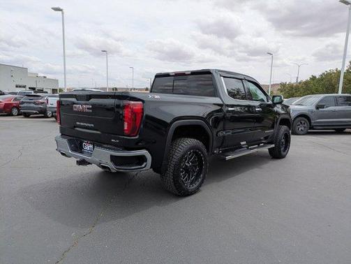 Onyx Black 2021 GMC Sierra 1500 SLT