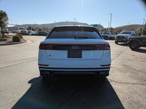 2023 Audi SQ8 4.0T quattro Premium Plus