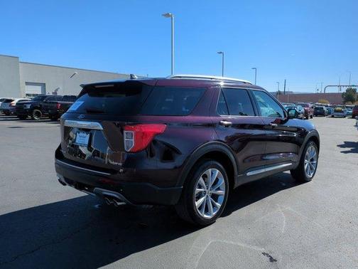 2023 Ford Explorer Platinum